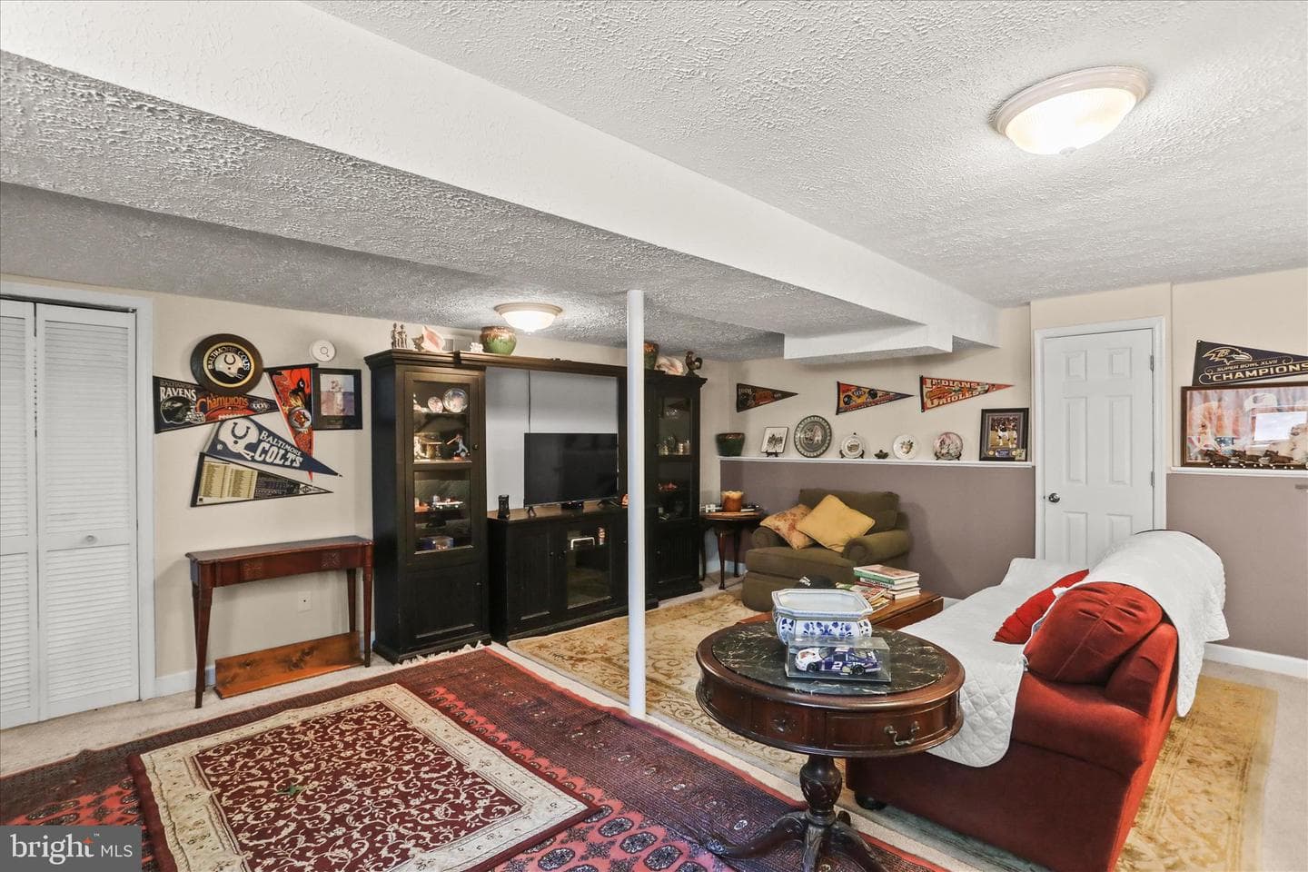 17 Ecker Avenue photo 40