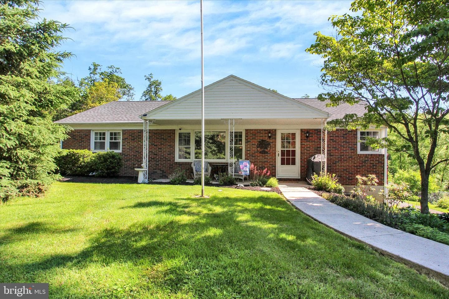 7890 Gnatstown Road photo 1