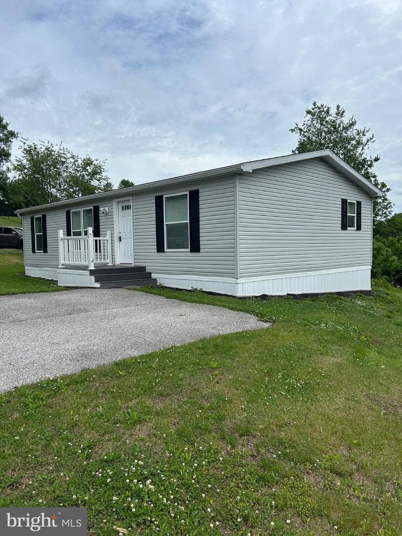 80 Cheyenne Drive, Windsor