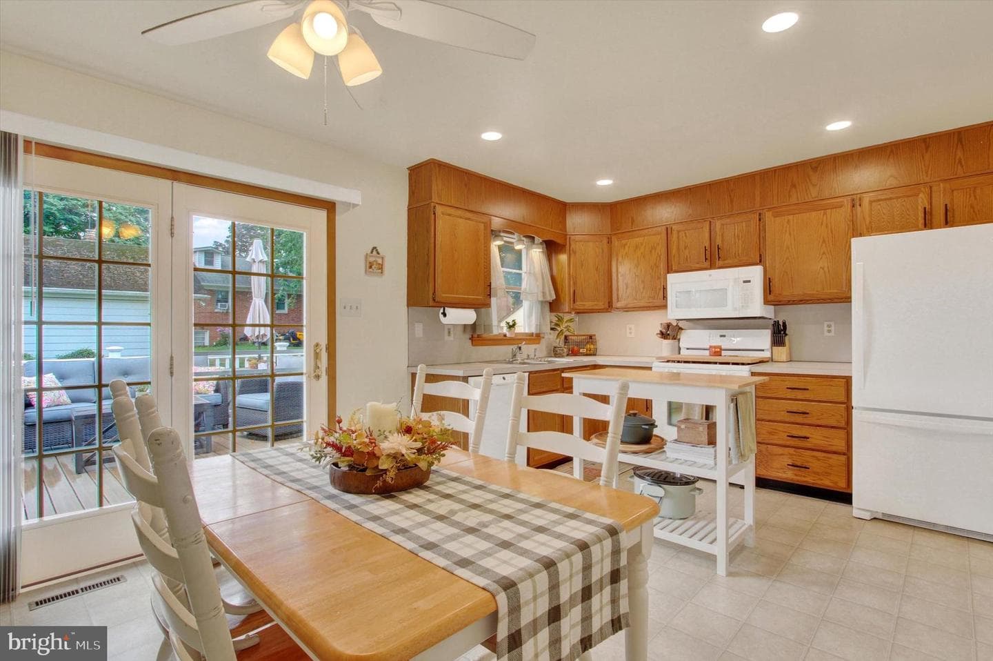 1 Cardinal Drive photo 13