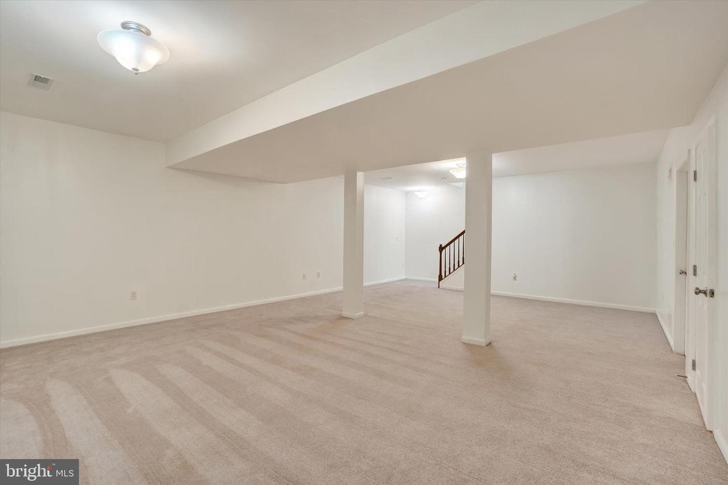 558 Monarch Drive photo 24