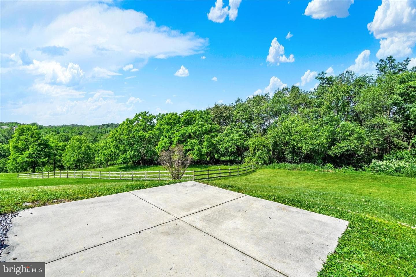 558 Monarch Drive photo 34