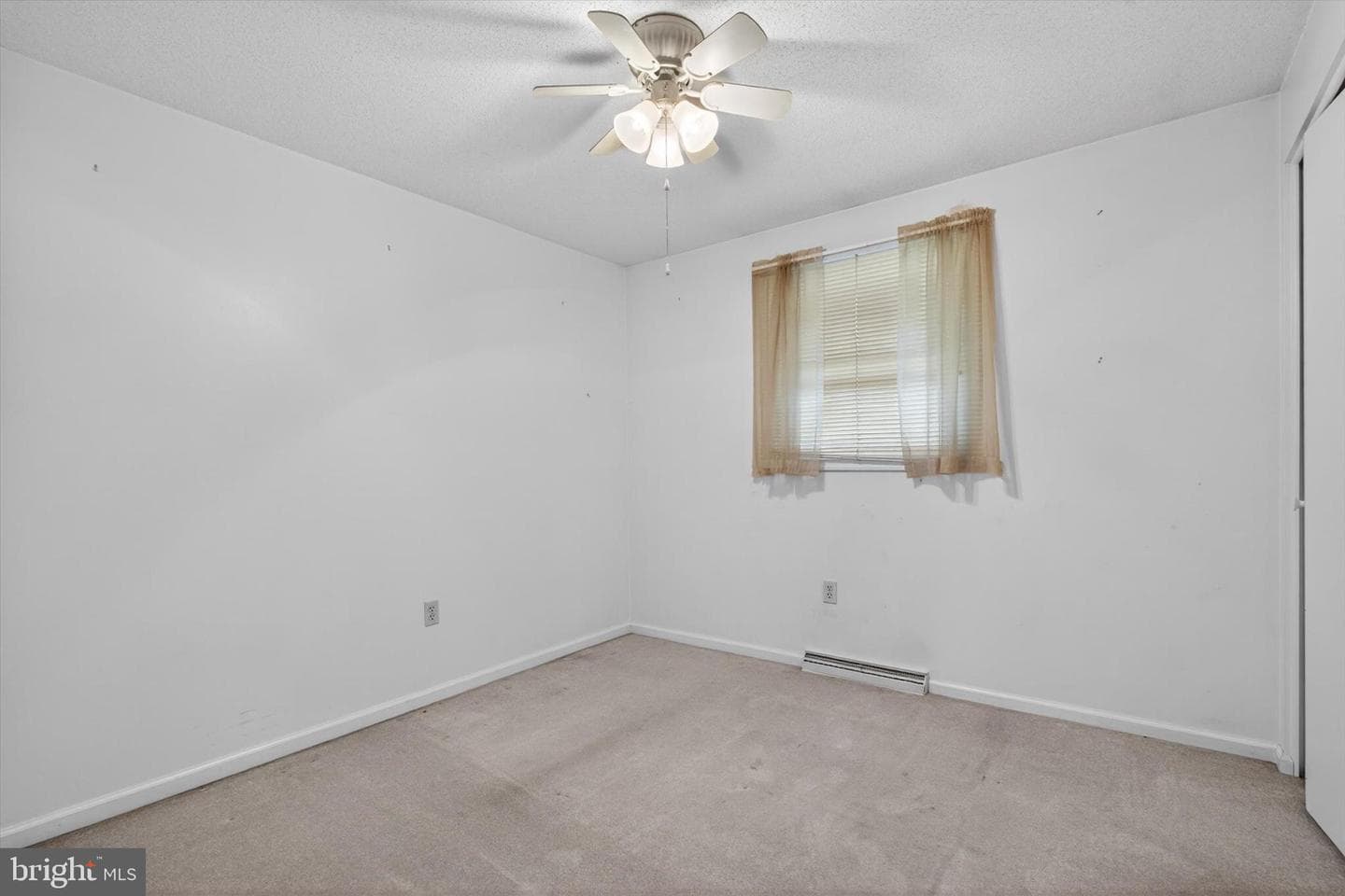 1440 Equestrian Drive photo 11