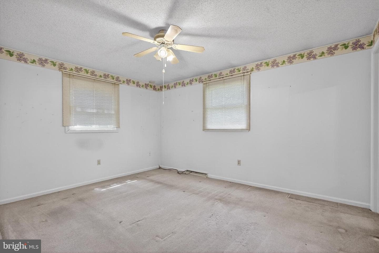 1440 Equestrian Drive photo 15