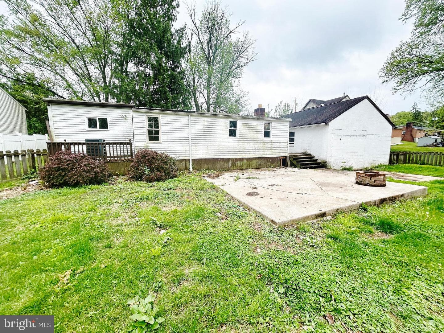 2311 Log Cabin Road photo 18