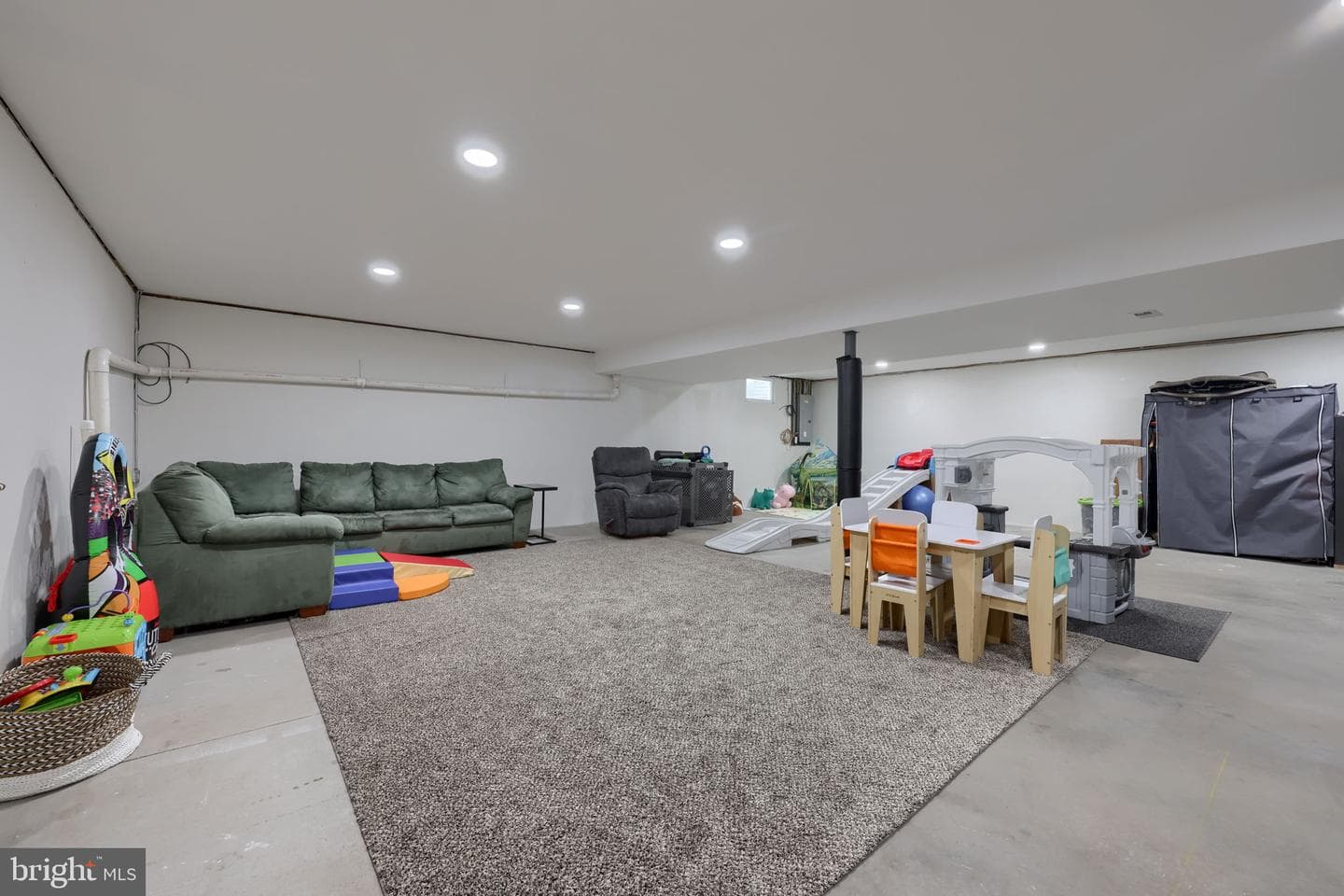 75 Joan Drive photo 26