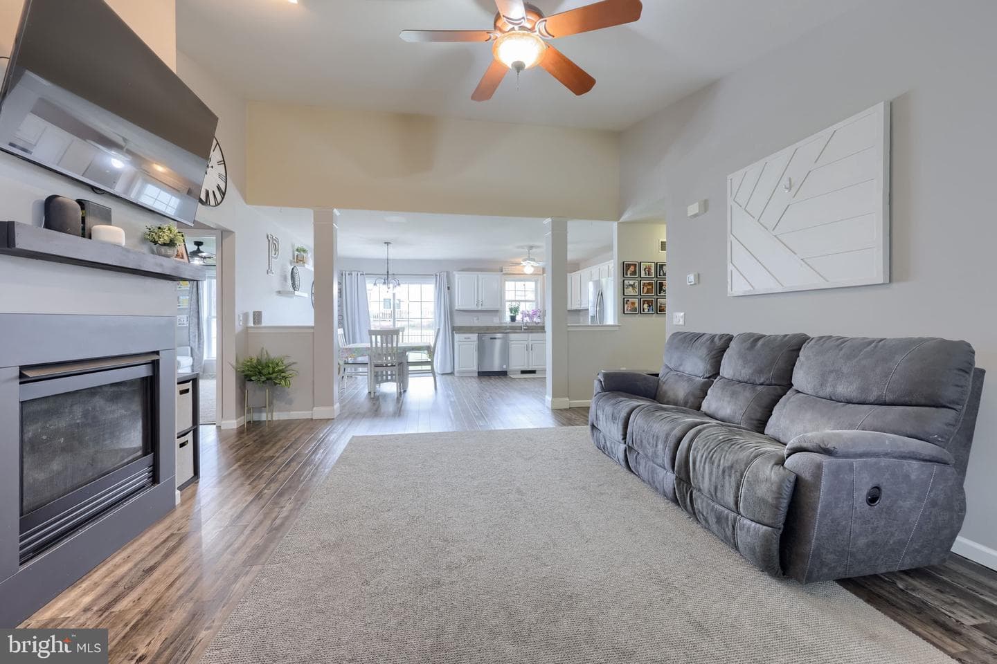 75 Joan Drive photo 6
