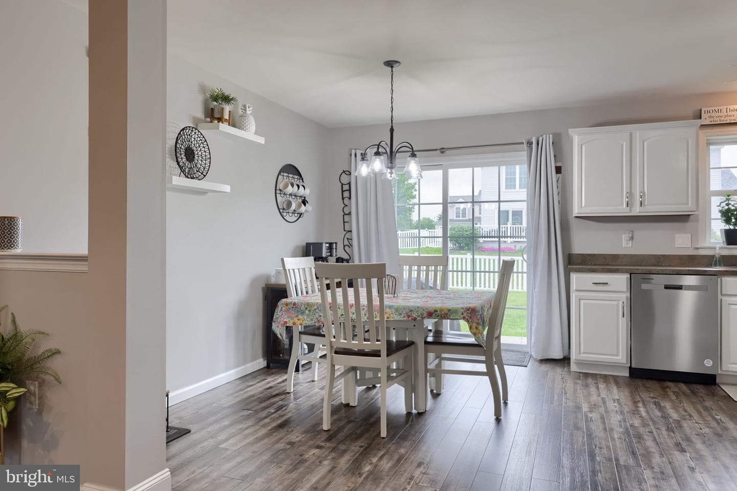 75 Joan Drive photo 8
