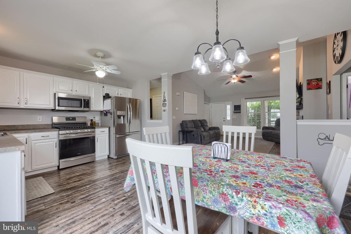 75 Joan Drive photo 9