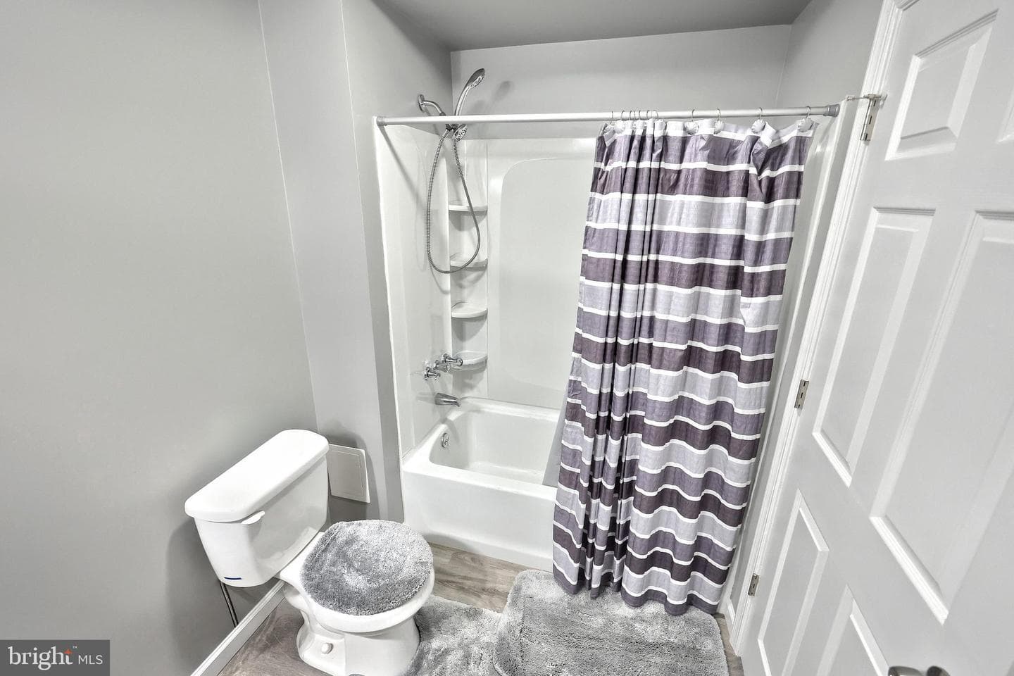 27 Holstein Drive photo 17