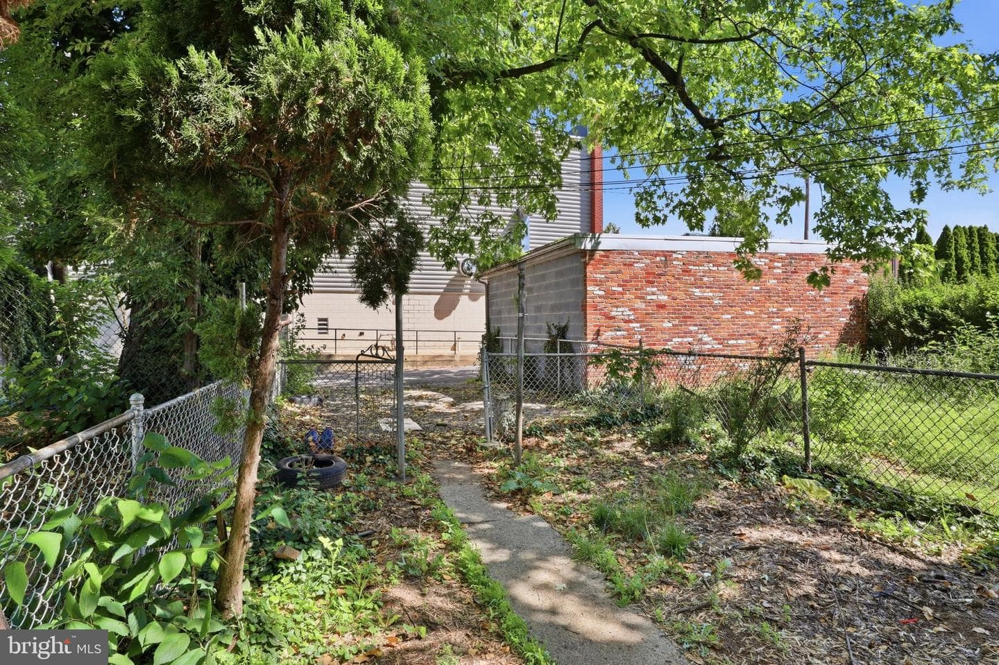 55 E Cottage Place photo 32