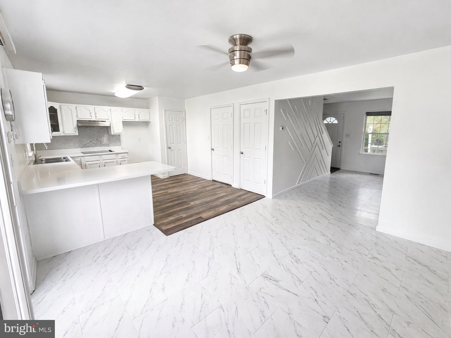 2989 Robin Road photo 9