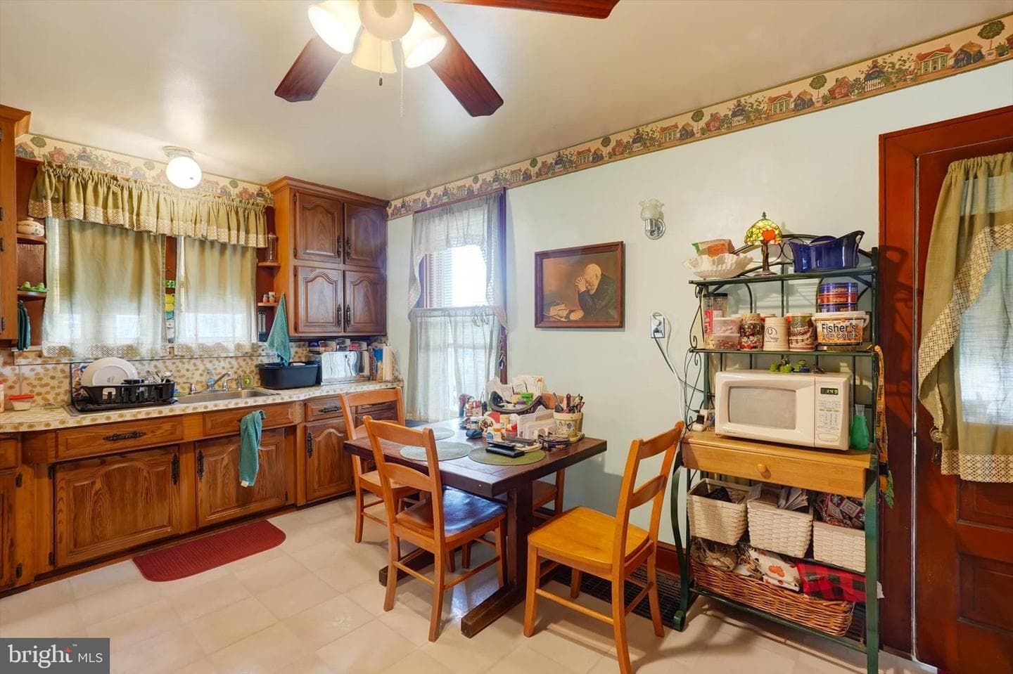 44 Glen Avenue photo 8