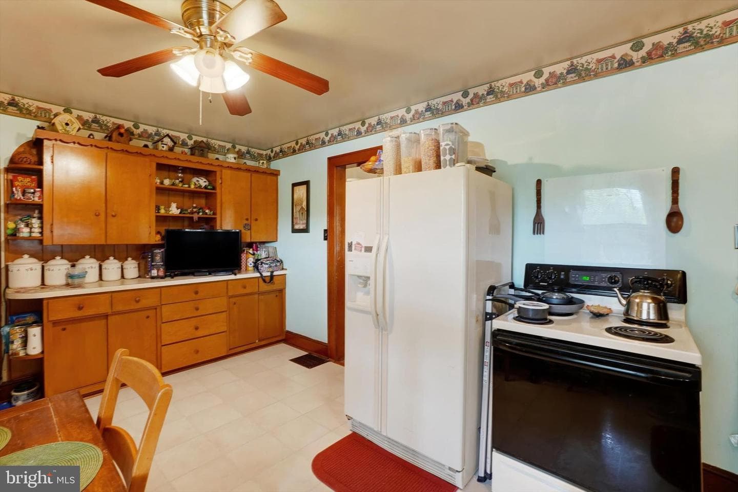 44 Glen Avenue photo 9