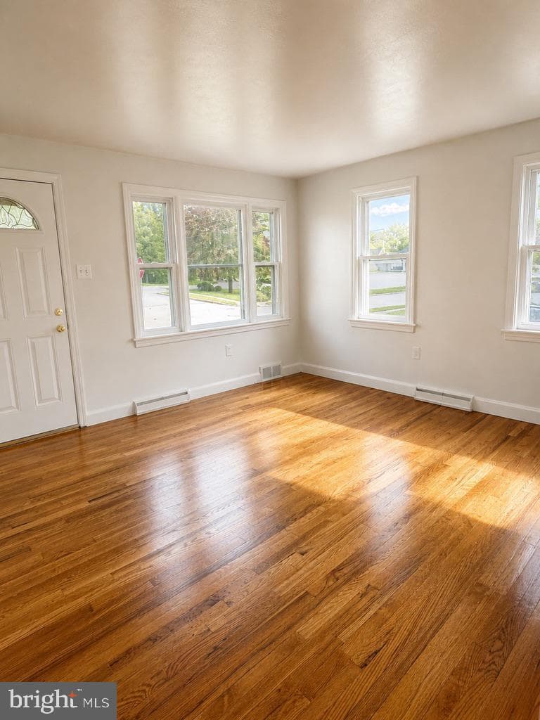 102 N Oxford Street photo 3