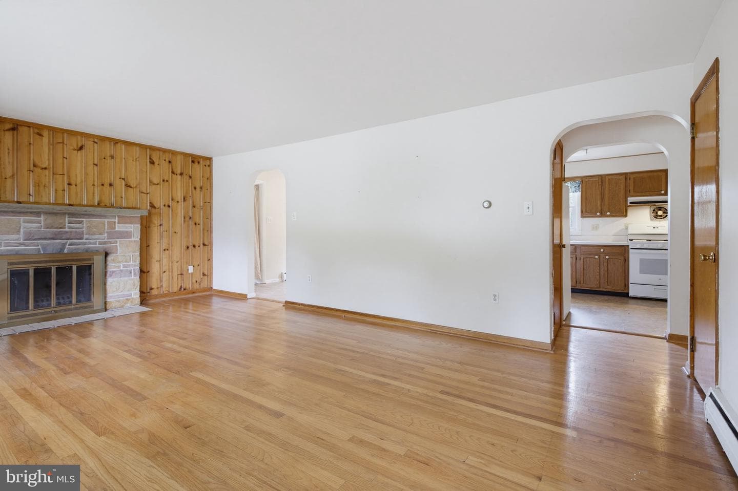 144 Bond Street photo 9