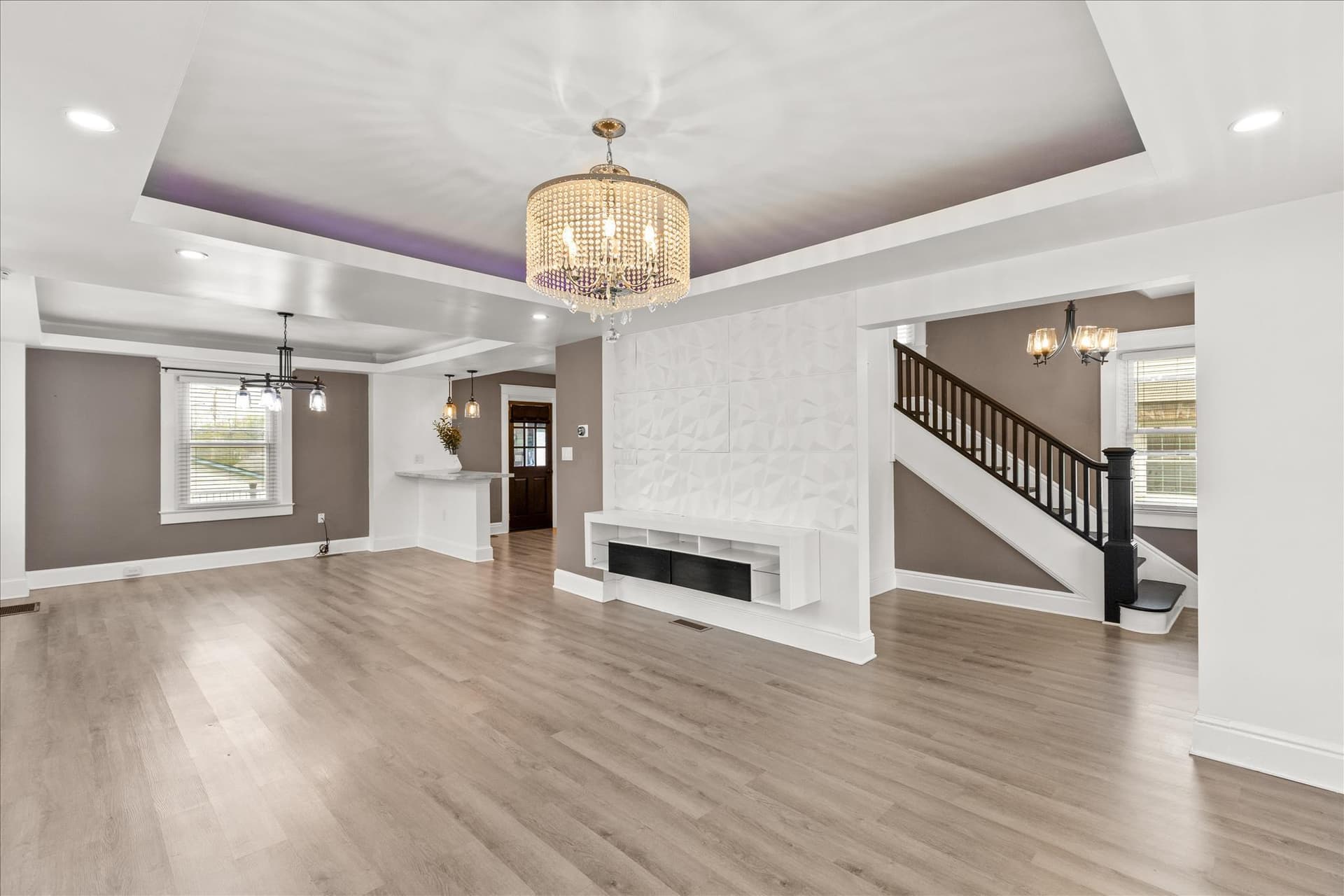 310 Hanover Road photo 11