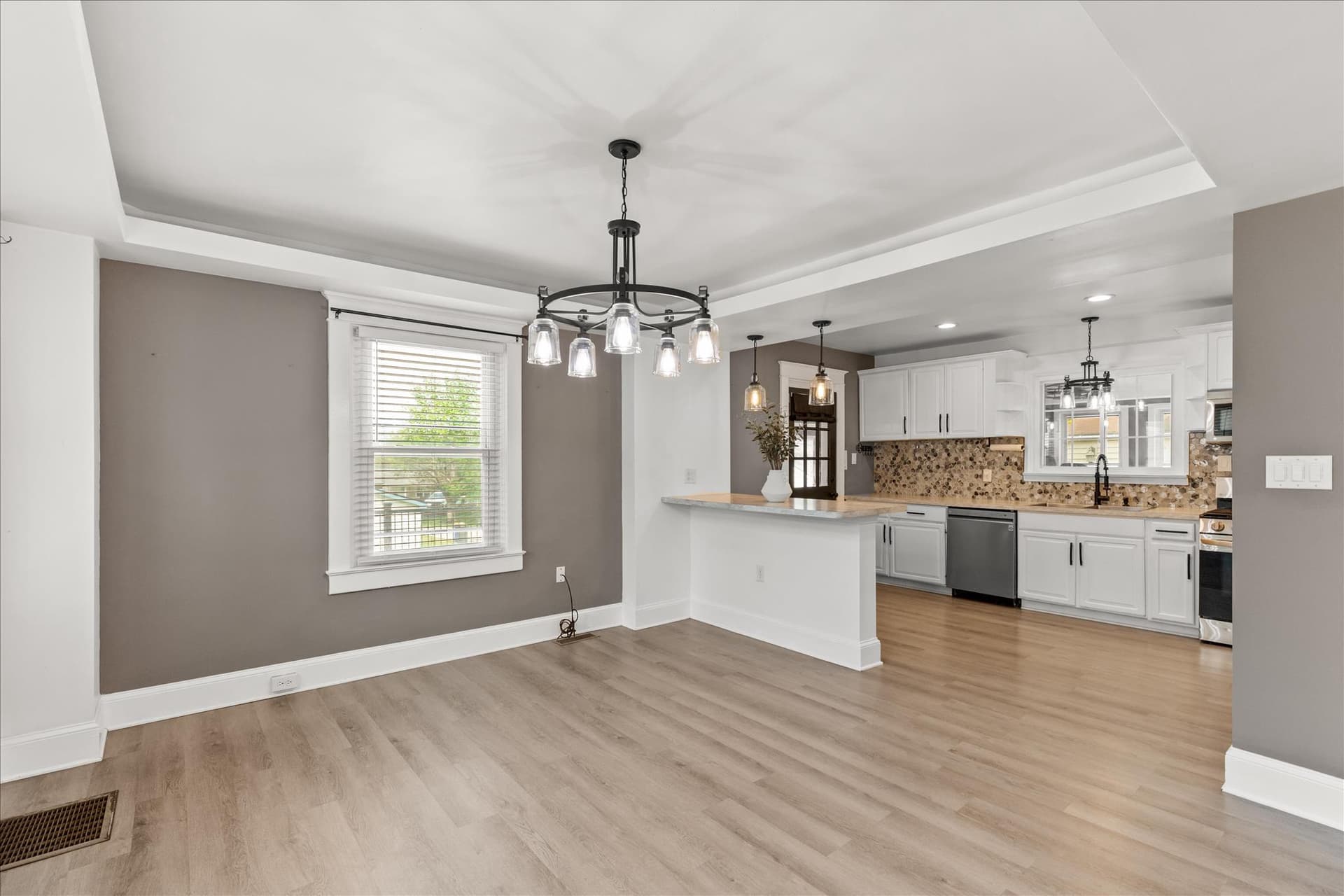 310 Hanover Road photo 13