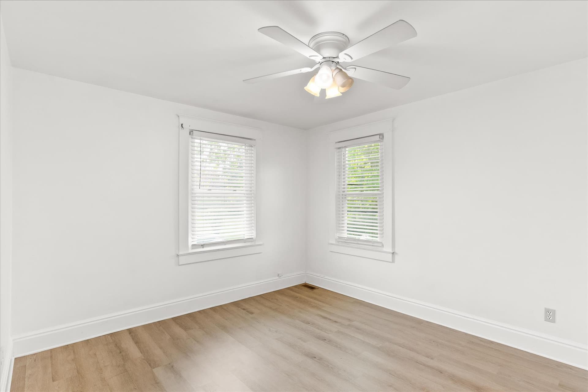 310 Hanover Road photo 21
