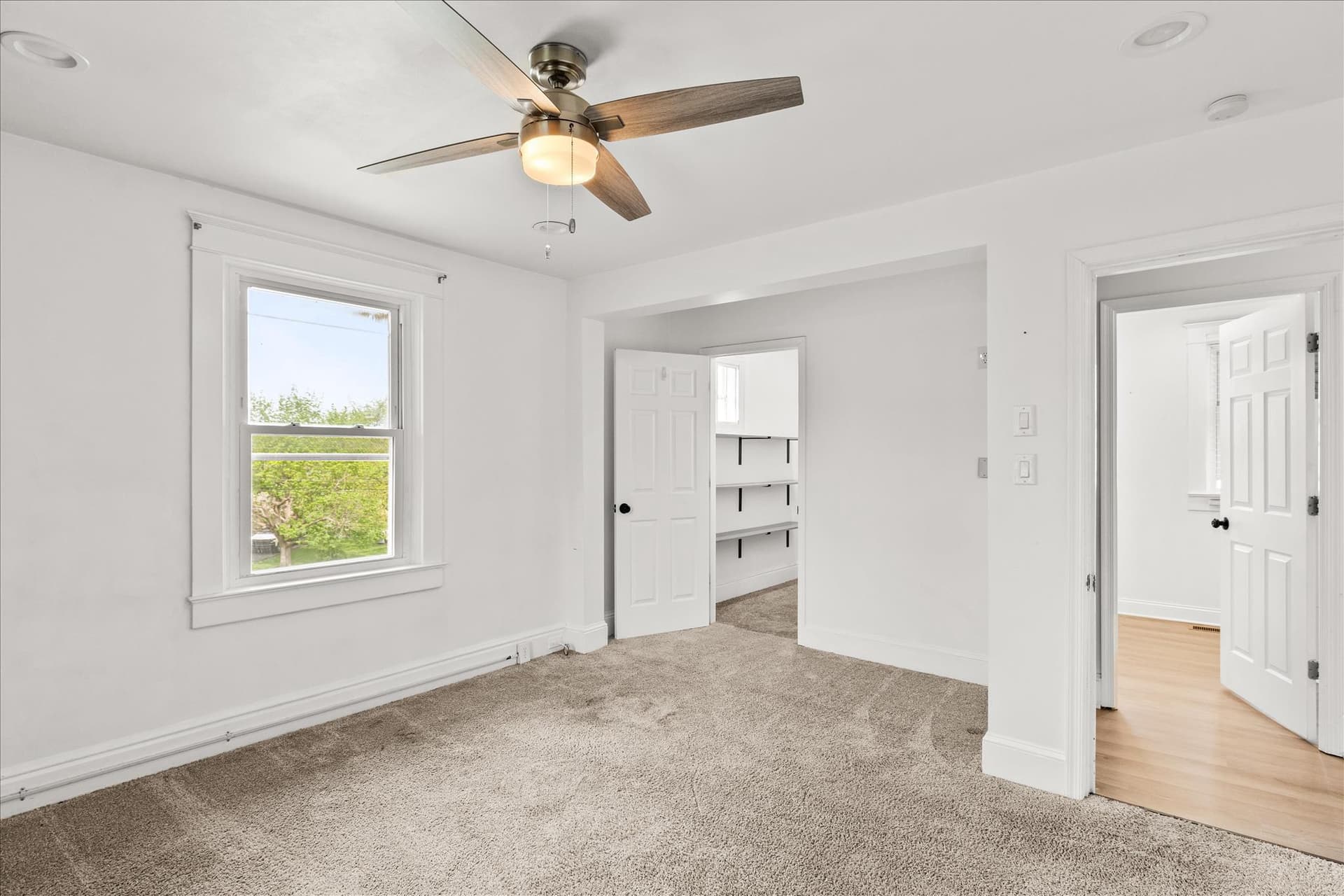 310 Hanover Road photo 26