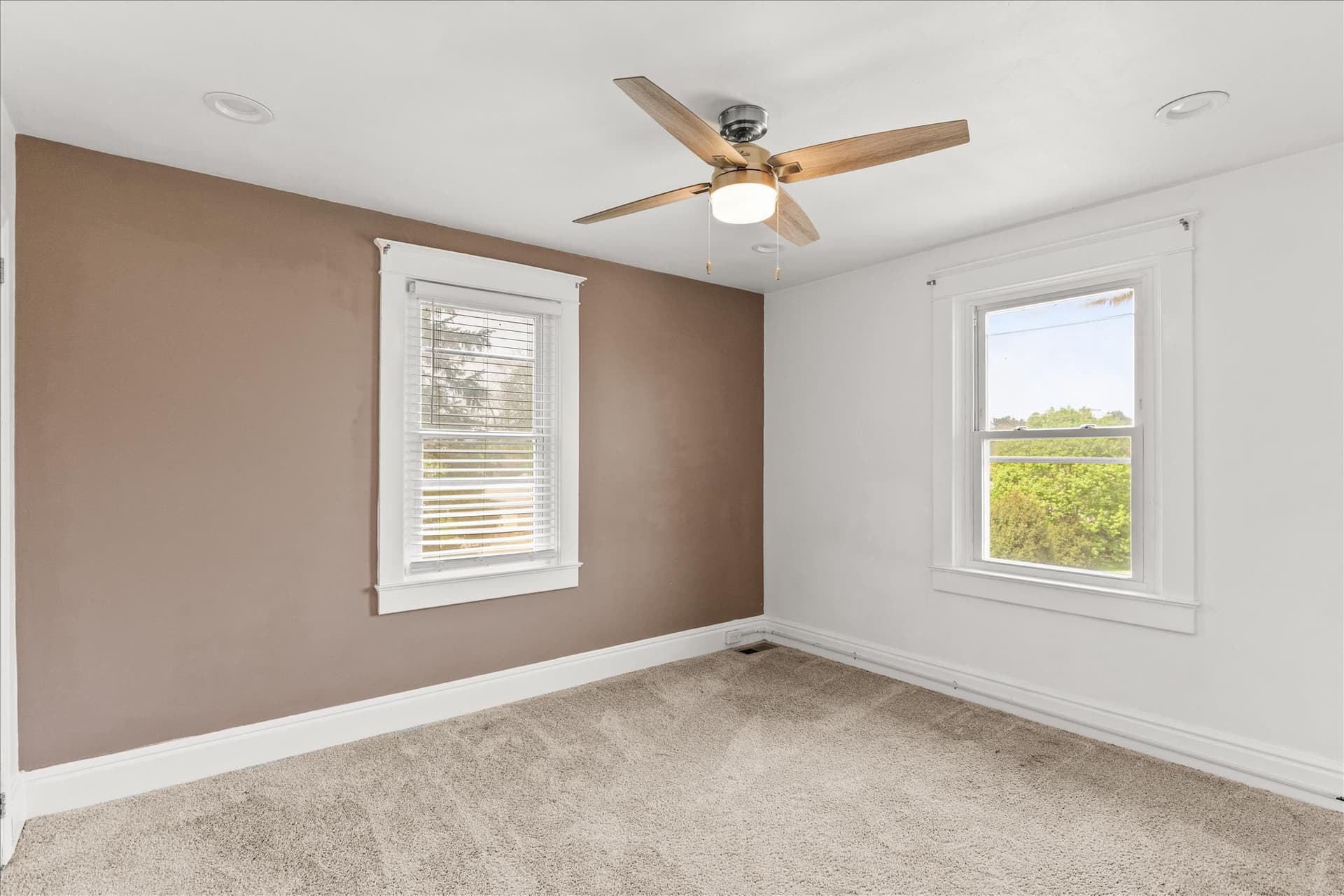 310 Hanover Road photo 27