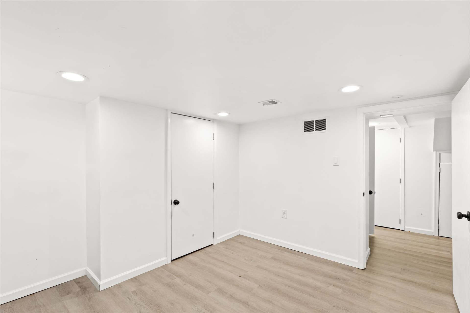 310 Hanover Road photo 30