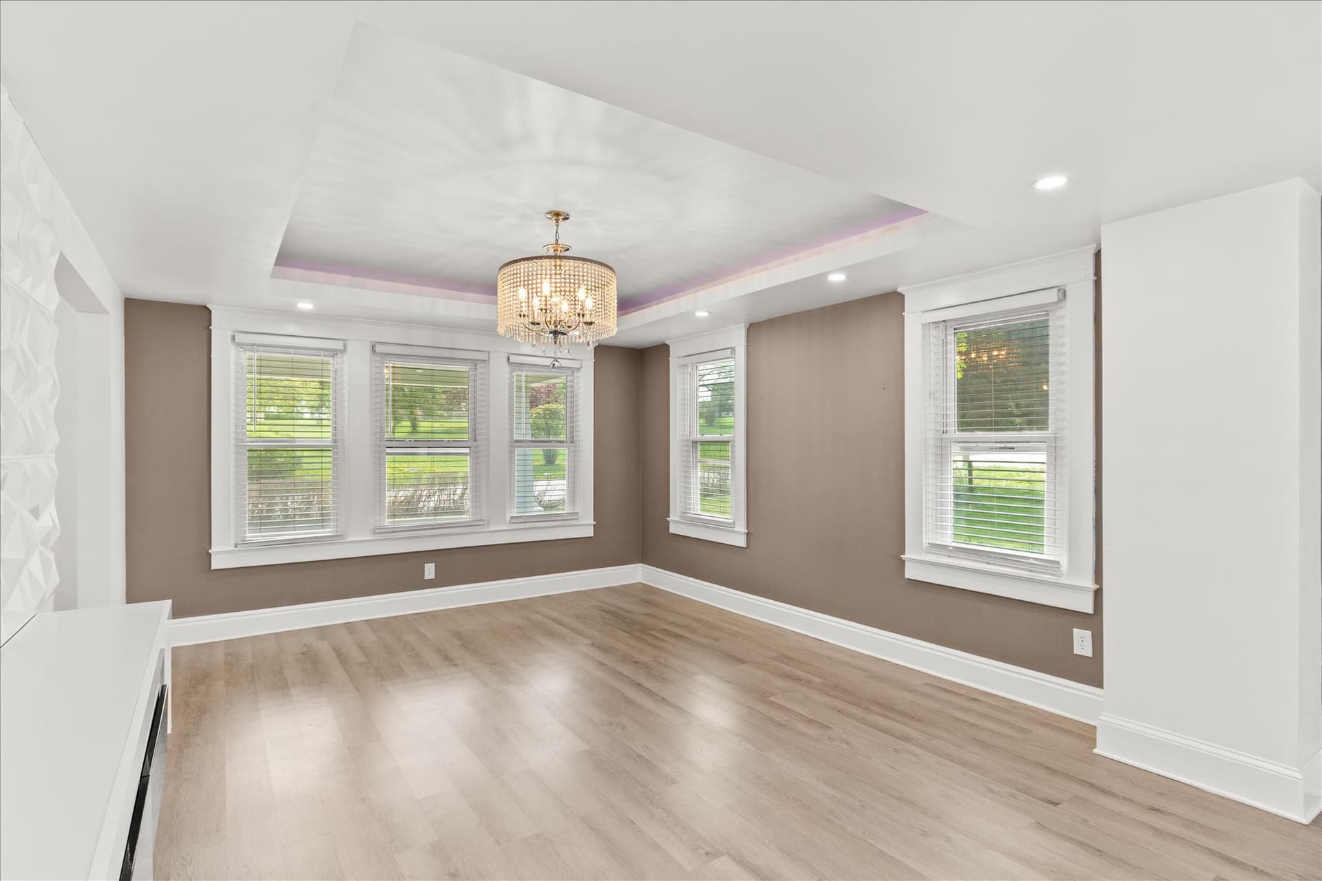 310 Hanover Road photo 9