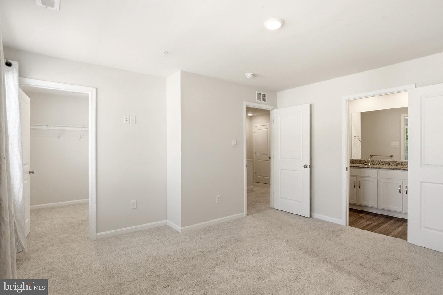 380 Locust Run Drive photo 16