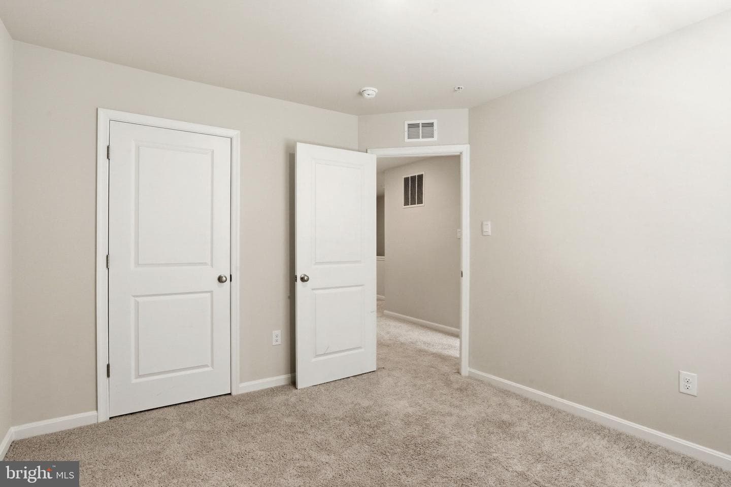 380 Locust Run Drive photo 22