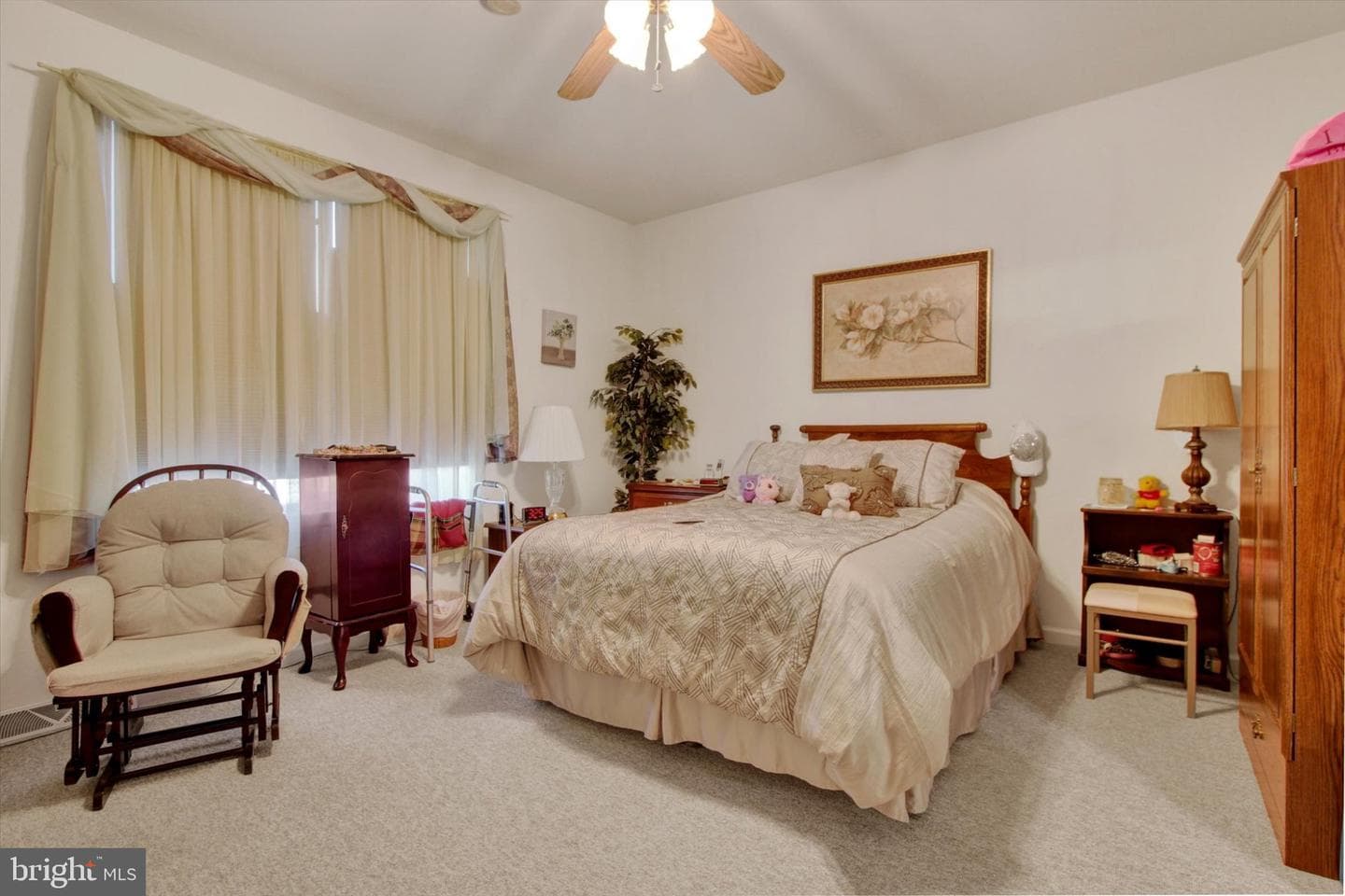 1456 Wheatfield Drive photo 9