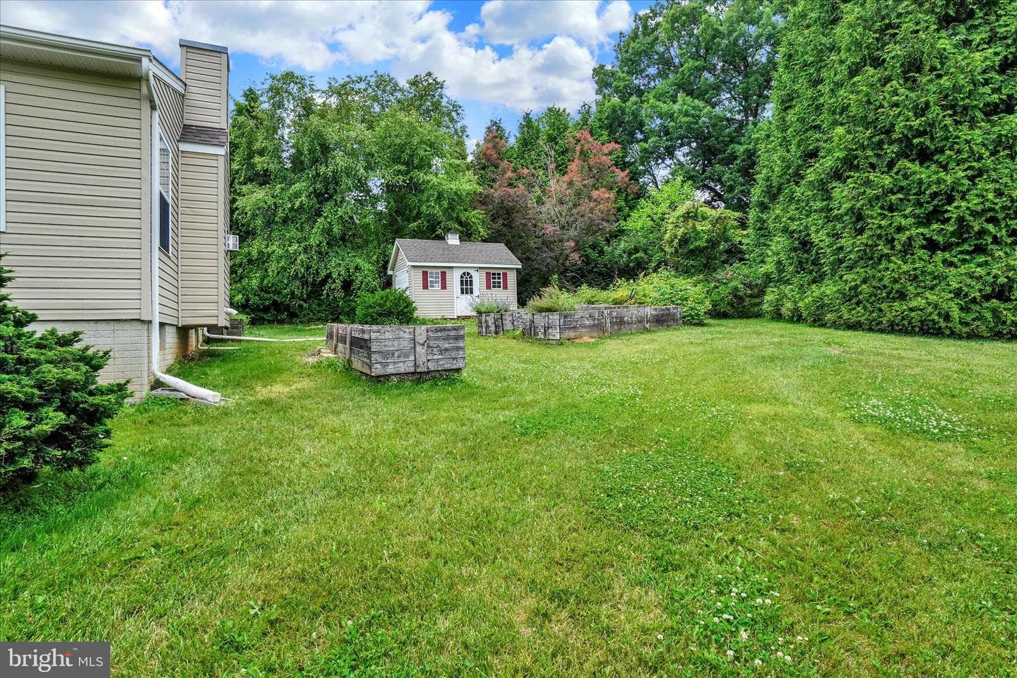 665 Clydesdale Drive photo 29