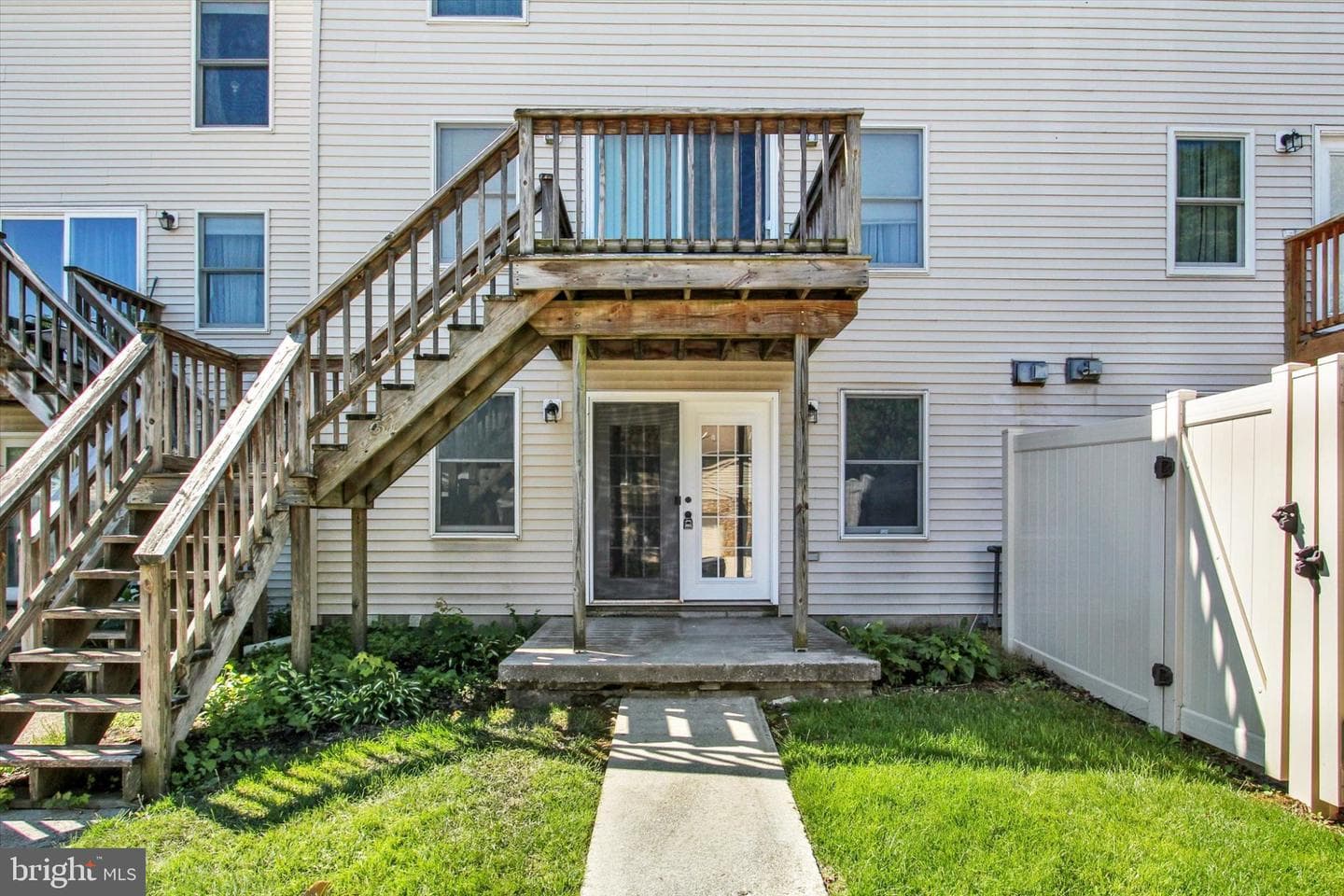 443 Springbrook Court photo 18