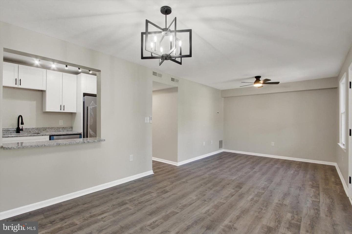 443 Springbrook Court photo 5