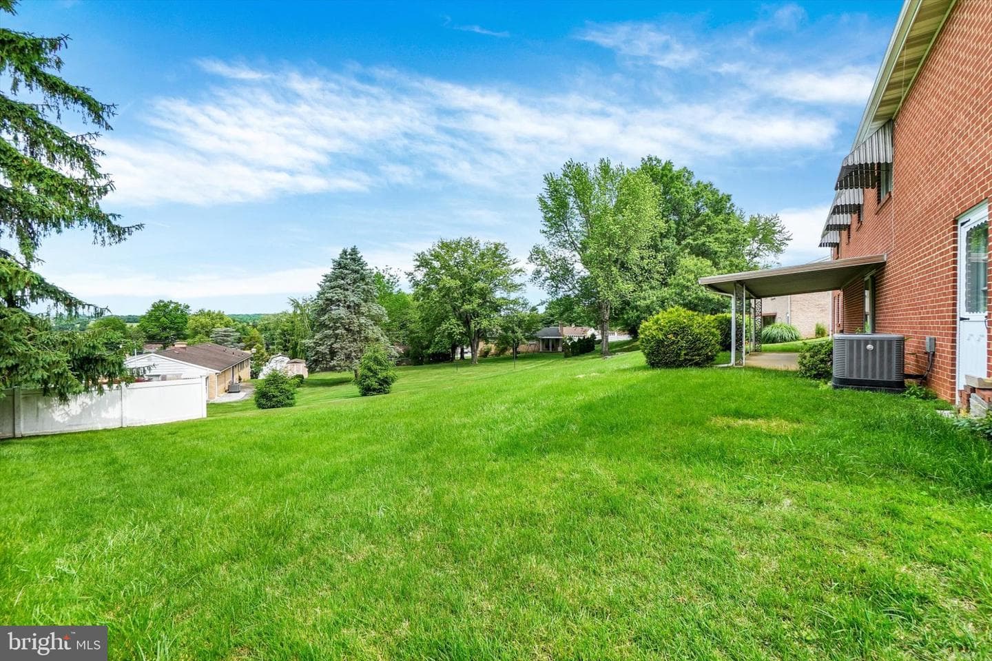 545 Skyview Drive photo 24