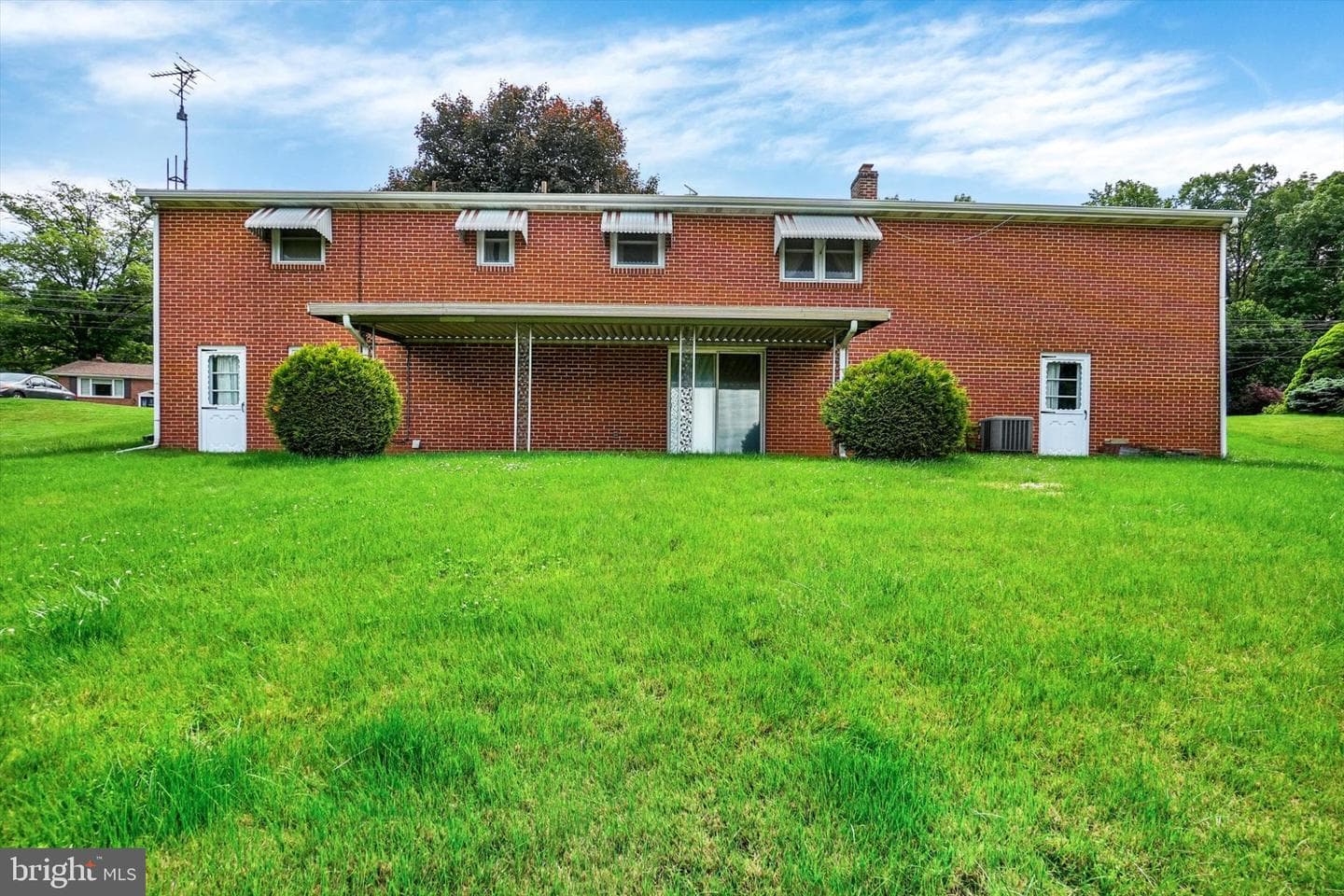 545 Skyview Drive photo 27