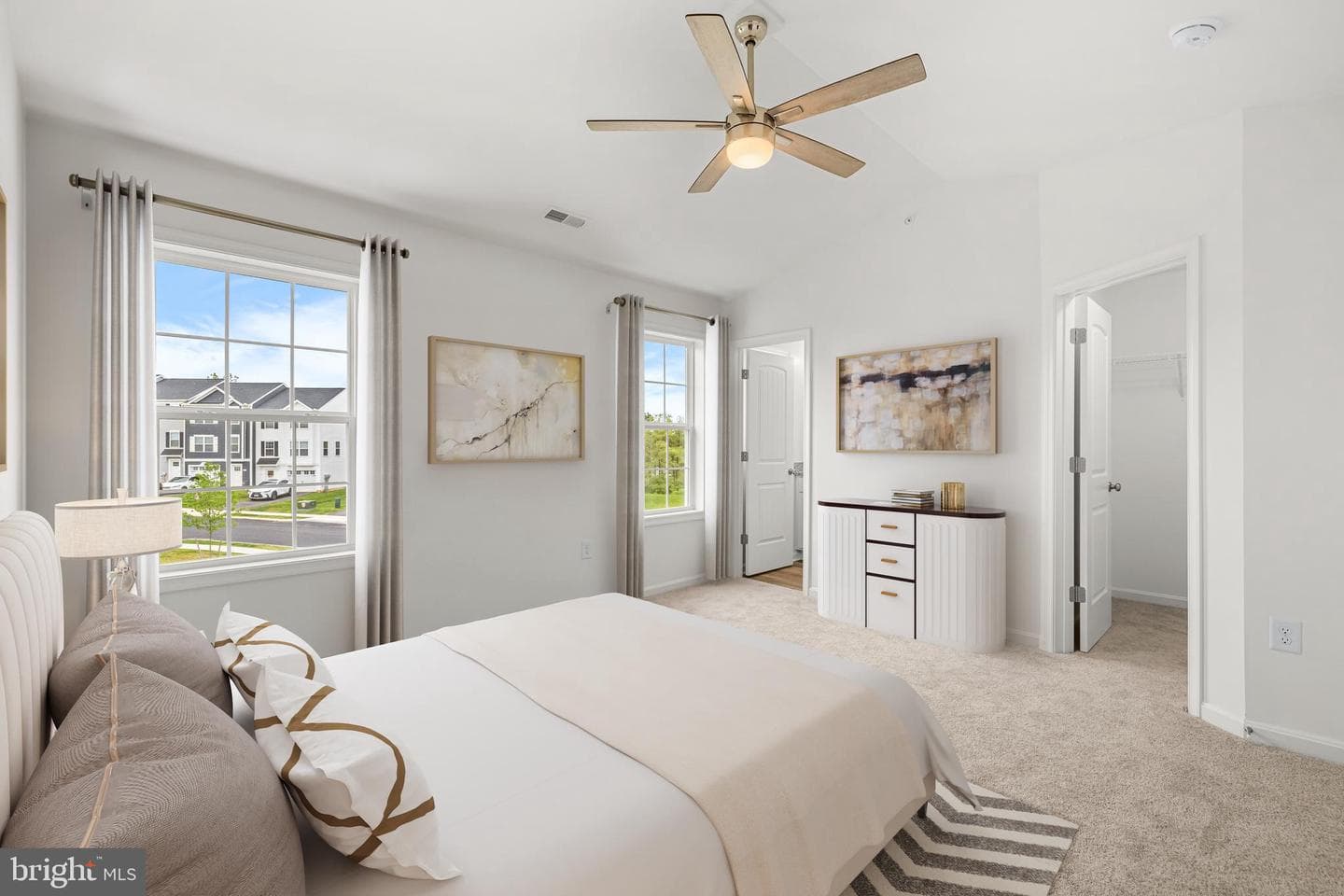440 Bradford Drive photo 13
