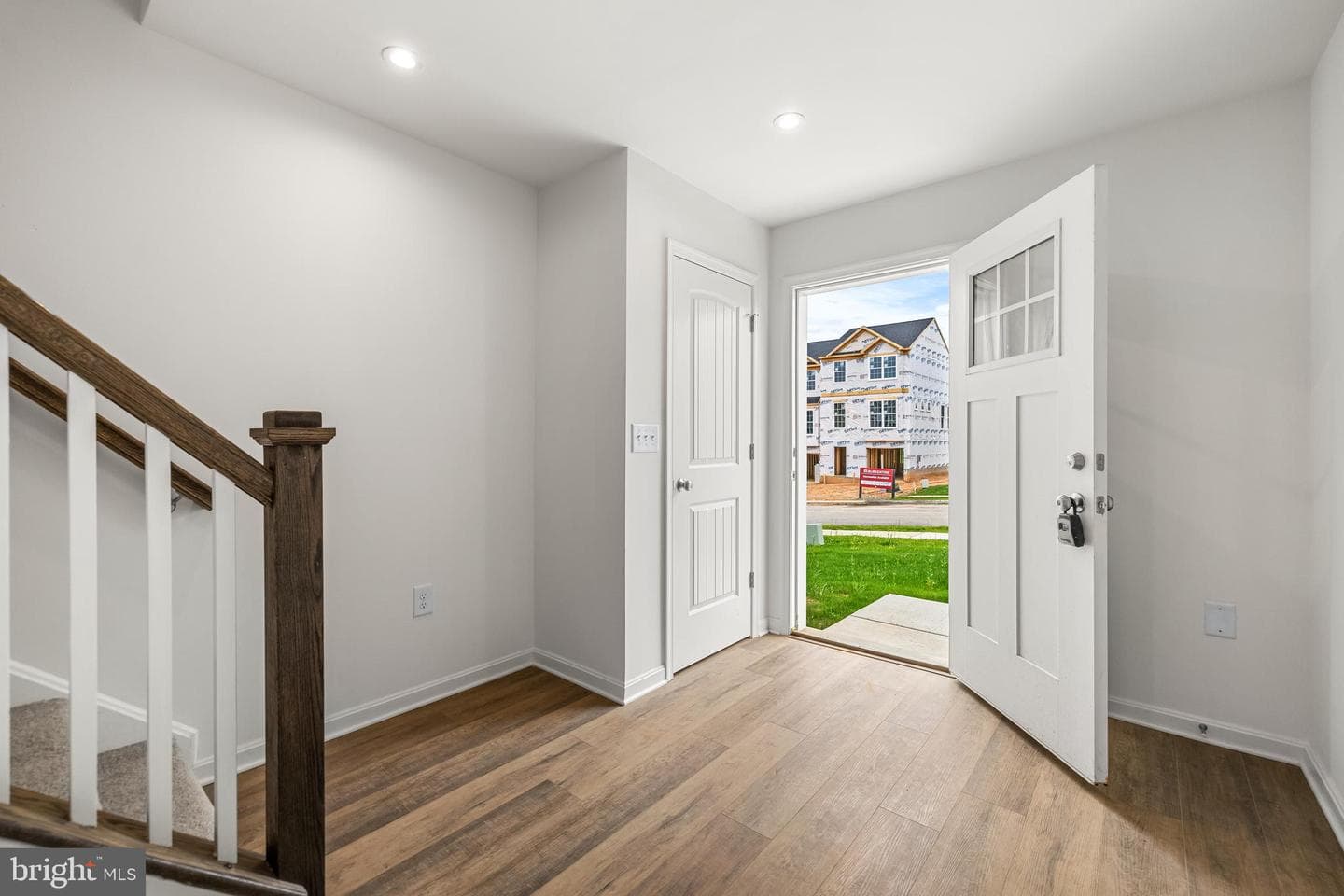 440 Bradford Drive photo 4