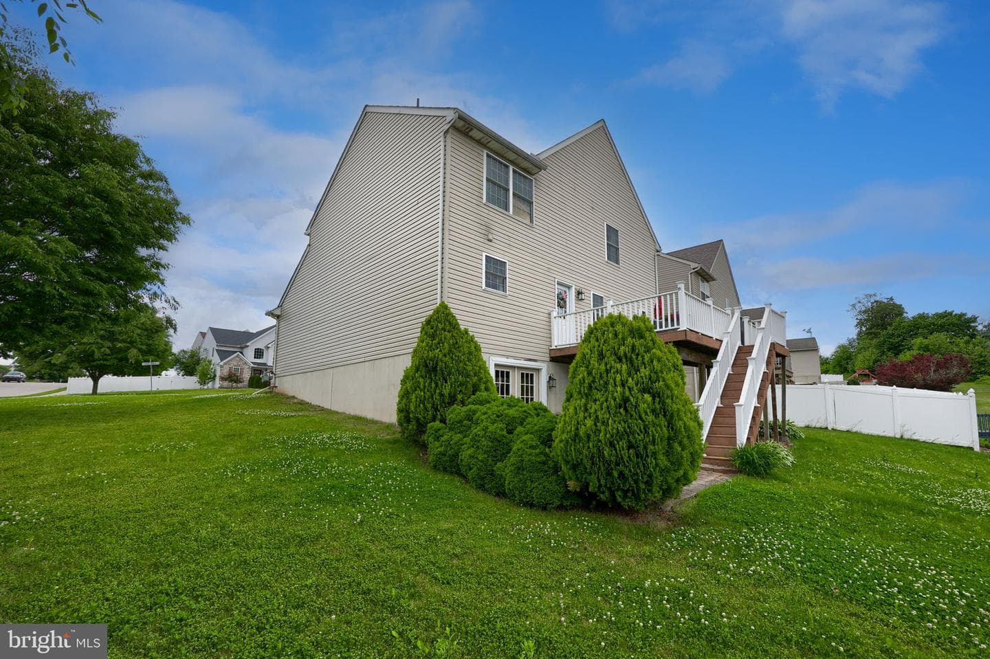 745 Thomas Armor Drive photo 39