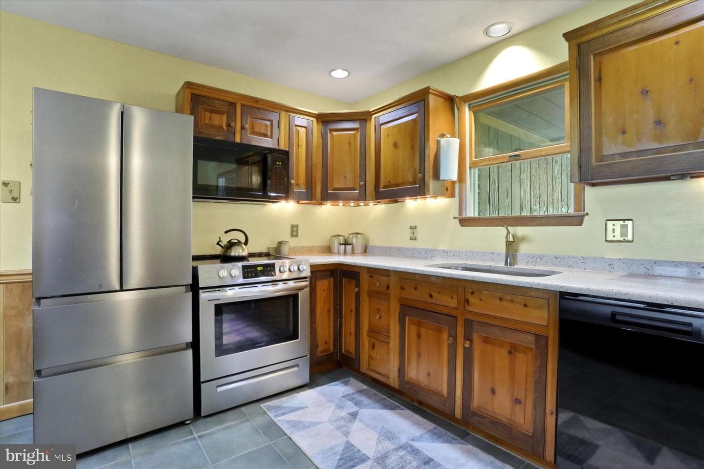 307 Mountain Road photo 10