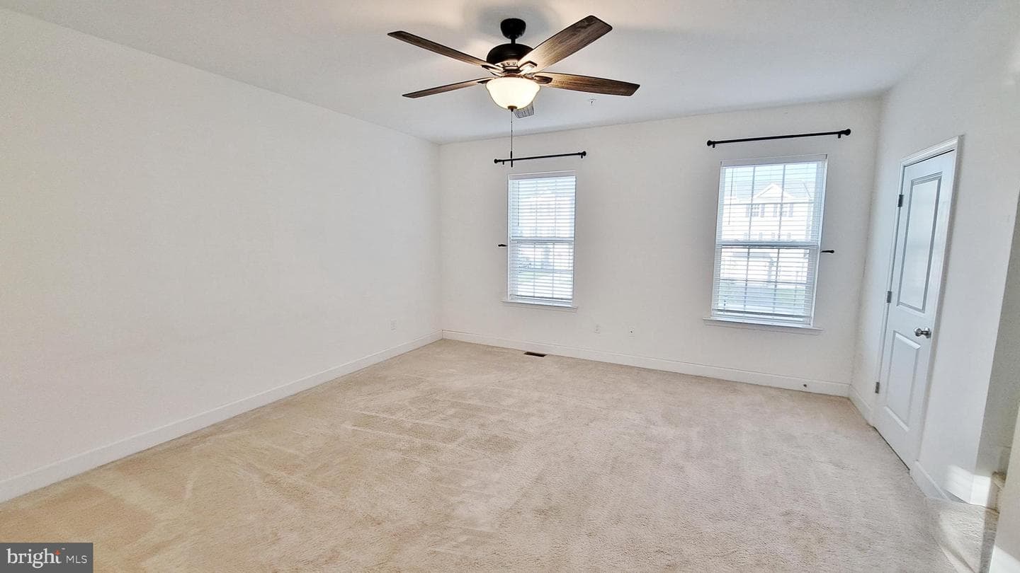 26 Holstein Drive photo 28