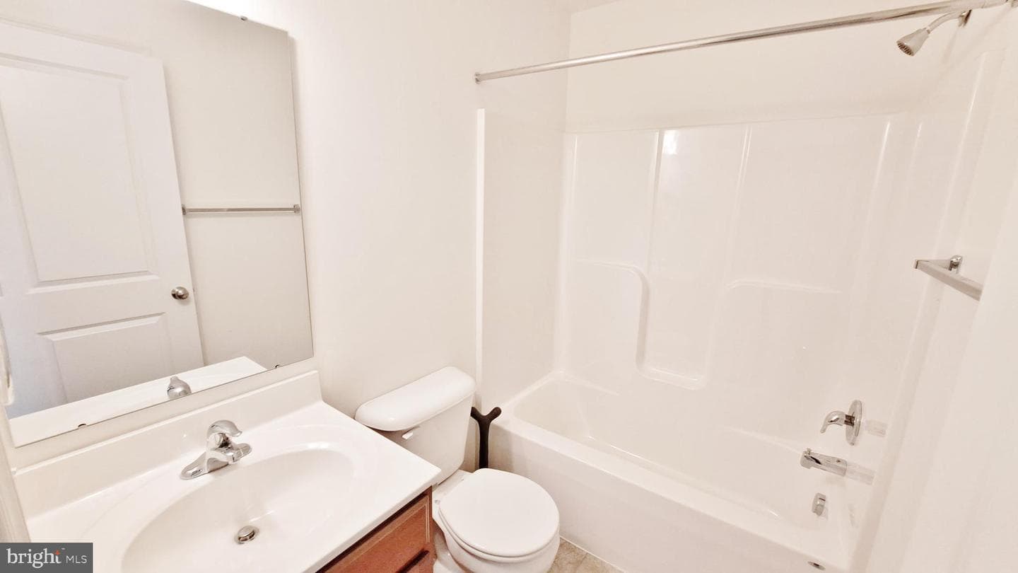 26 Holstein Drive photo 60