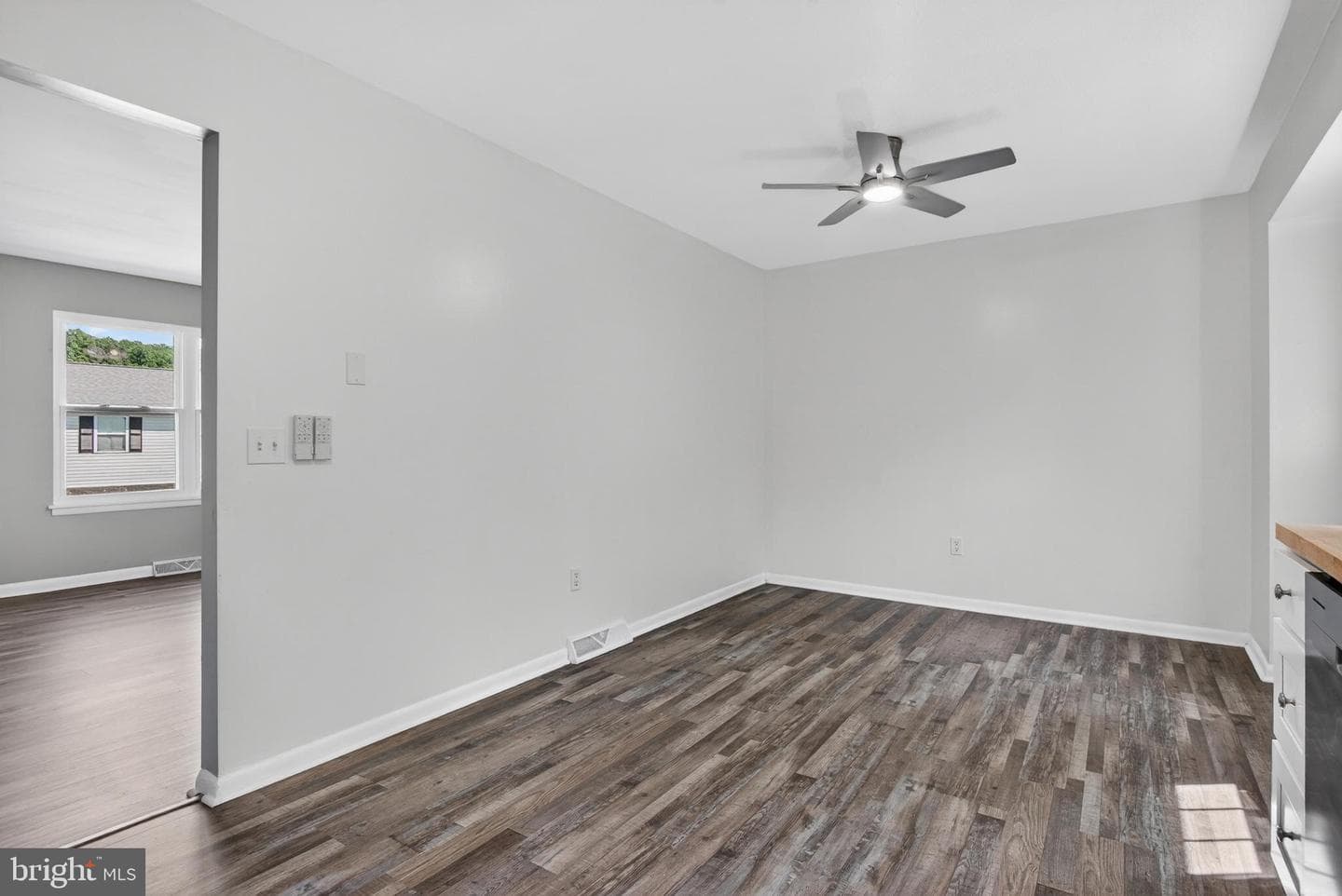 20 Pine Drive photo 12
