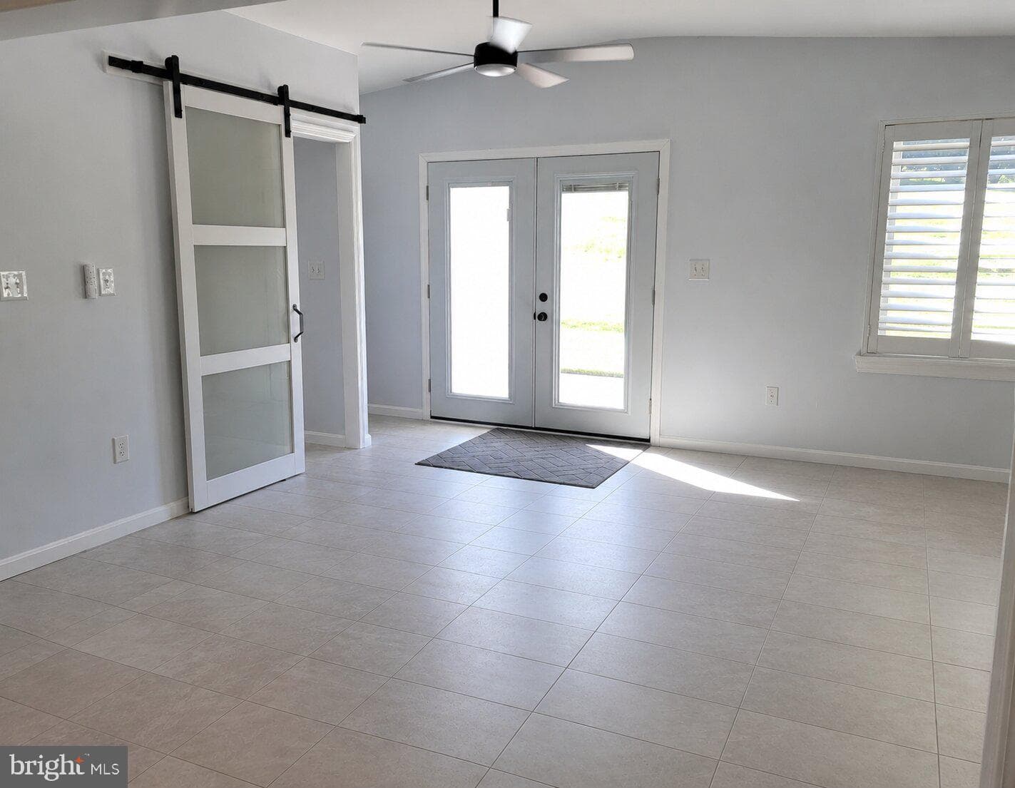 905 Bridgeton Road photo 12