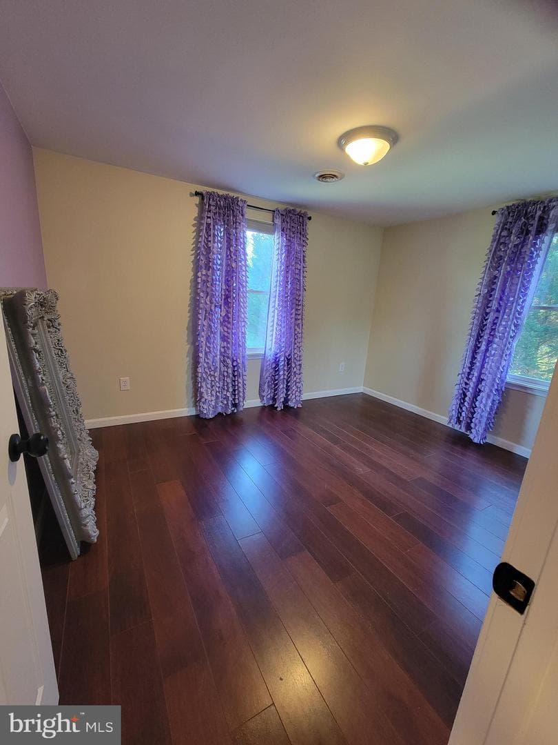 905 Bridgeton Road photo 26