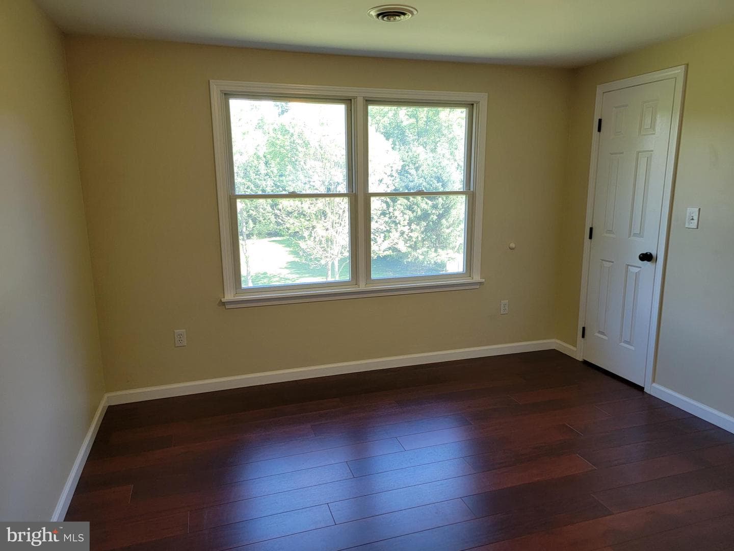 905 Bridgeton Road photo 29