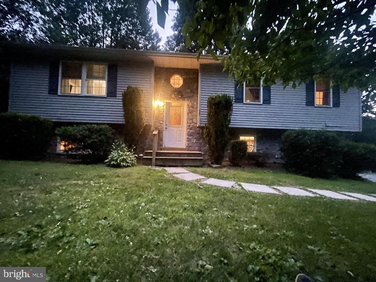 33 Highview Drive photo 28