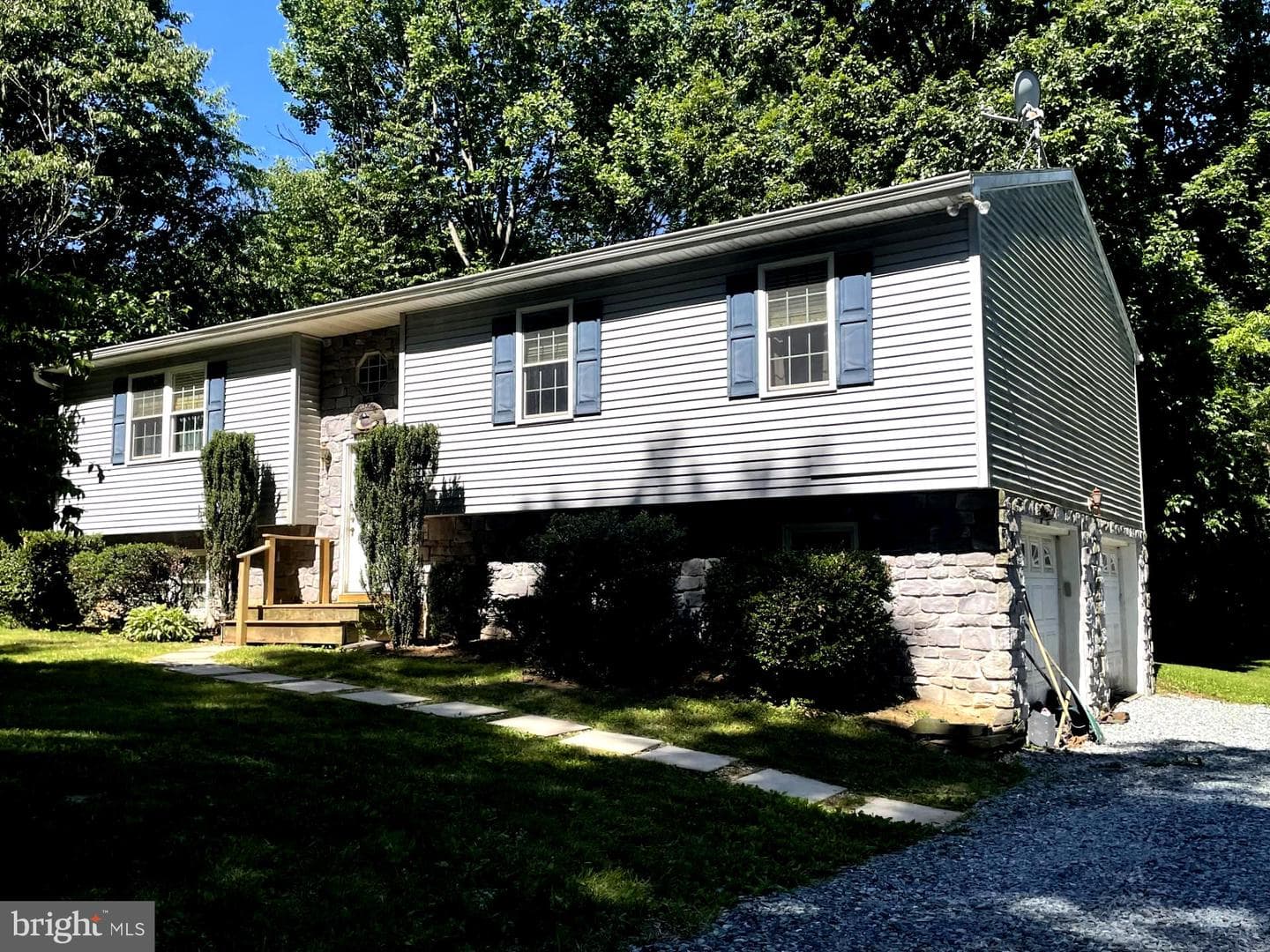 33 Highview Drive photo 29
