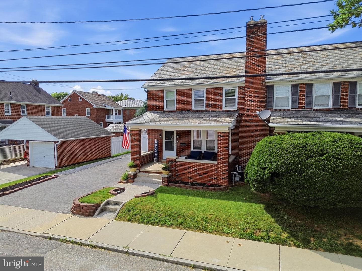 309 W Walnut Street photo 34