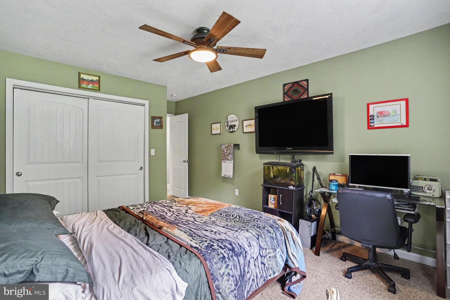 1100 S York photo 11