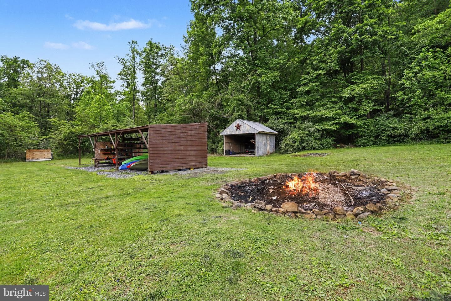 1100 S York photo 31